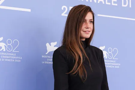 Adele Exarchopoulos OnlyFans Leaked Free Thumbnail Picture - #9dz1NiHSql