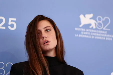 Adele Exarchopoulos OnlyFans Leaked Free Thumbnail Picture - #G1ThI02XiD