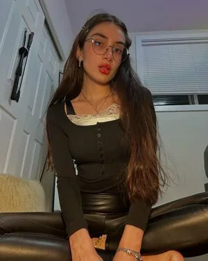 Adelemoor OnlyFans Leaked Free Thumbnail Picture - #p14PFyEG7C