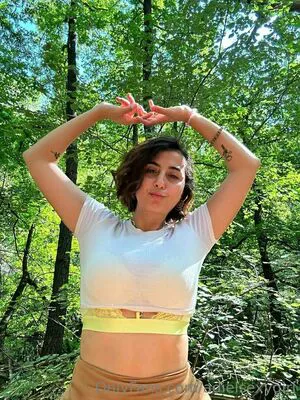 Adielsexygirl Thumbnail Picture
