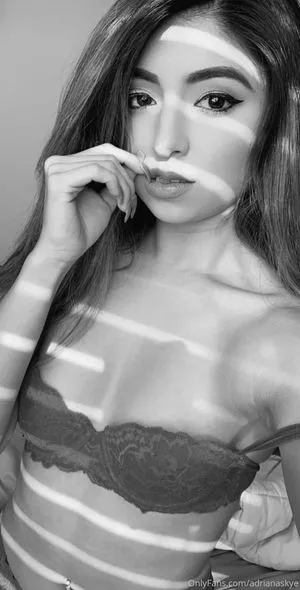 AdrianaSkye OnlyFans Leaked Free Thumbnail Picture - #t0j4BiZRki