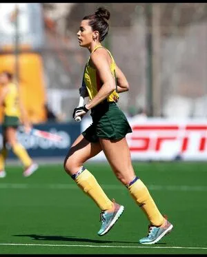 Agustina Albertario Thumbnail Picture