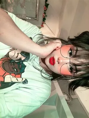 Ahrii Meow Thumbnail Picture