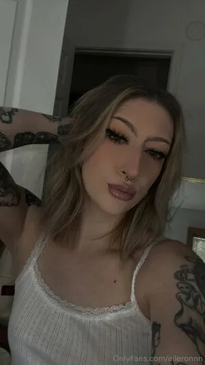 Aileronnn OnlyFans Leaked Free Thumbnail Picture - #G484IScCgk