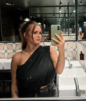 Aimee B OnlyFans Leaked Free Thumbnail Picture - #exrsoijWib