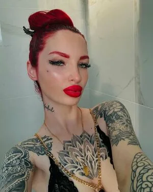 Aimeff OnlyFans Leaked Free Thumbnail Picture - #AYErorIYnA