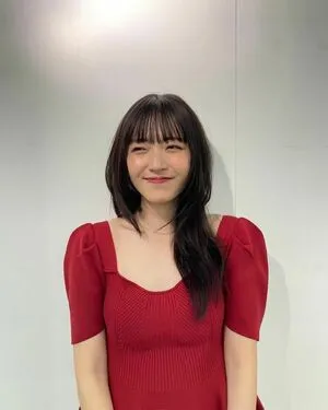 Airi Suzuki Thumbnail Picture
