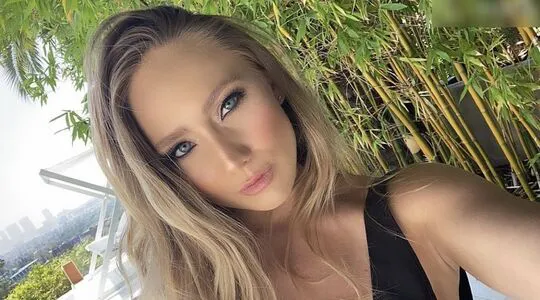 AJ Applegate OnlyFans Leaked Free Thumbnail Picture - #iWjRC7ZOad