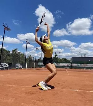 Ajla Tomljanovic Thumbnail Picture