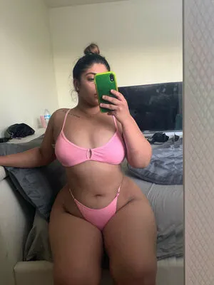 Akbbyyy Thumbnail Picture