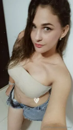 Akissey OnlyFans Leaked Free Thumbnail Picture - #zEYCCC2skn