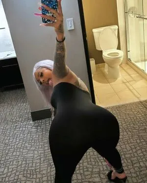 Alaja Bunton Thumbnail Picture