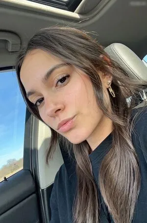 Alanna Rovie Thumbnail Picture