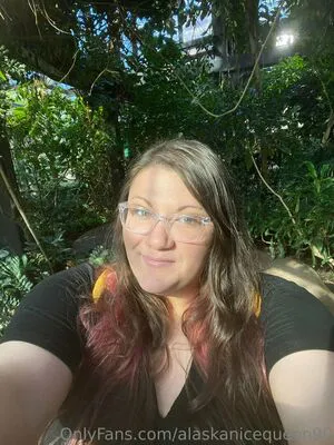 Alaskanicequeen90 Thumbnail Picture