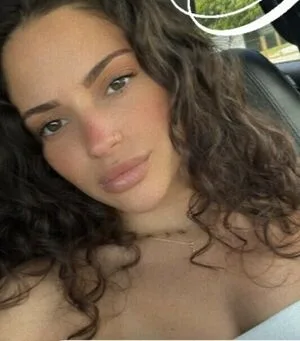 Aleaarose OnlyFans Leaked Free Thumbnail Picture - #42Q881JfaW