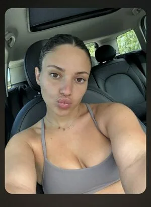 Aleaarose OnlyFans Leaked Free Thumbnail Picture - #6e55SbmeG9