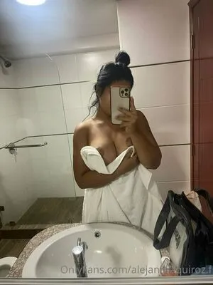 Alejandraquiroz Oficial Thumbnail Picture