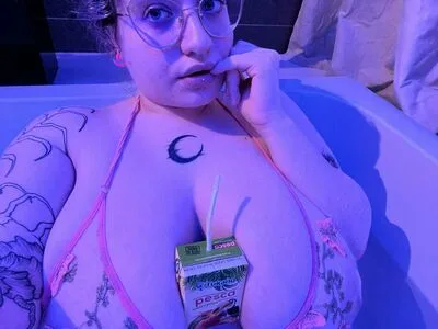 Alemooncake OnlyFans Leaked Free Thumbnail Picture - #7p4ec7vkzP