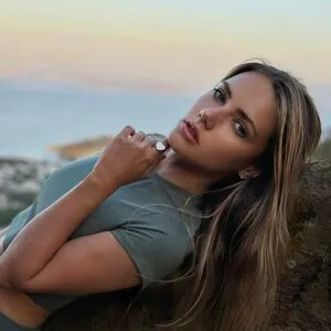 Alena Aganova Thumbnail Picture