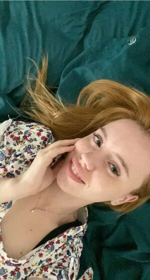 Alena182020 Thumbnail Picture