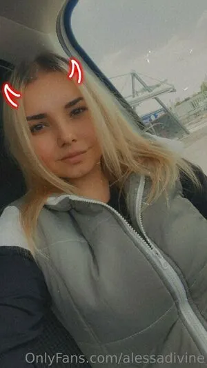 Alessadivine Thumbnail Picture