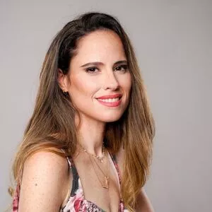Alessandra Martin Thumbnail Picture