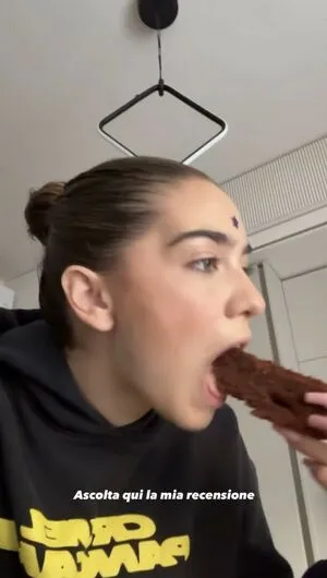 Alessia Lanza Thumbnail Picture