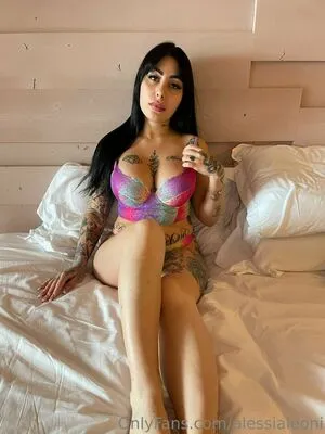 Alessialeoni OnlyFans Leaked Free Thumbnail Picture - #ASg8i4KJFw