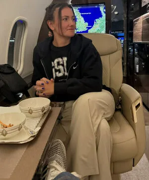 Alex Windsor OnlyFans Leaked Free Thumbnail Picture - #CeDjVCND4l