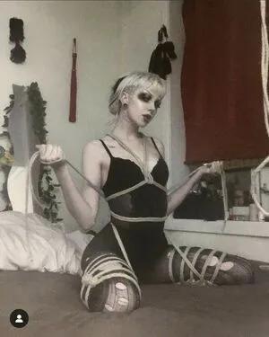 Alexa Plays Thumbnail Picture