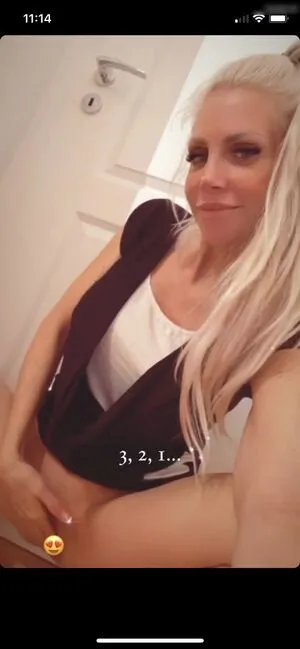 Alexakm1282 Thumbnail Picture