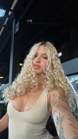 Alexandra Ale OnlyFans Leaked Free Thumbnail Picture - #nLPES96MWN