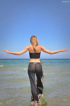 Alexandra Wennmacher Thumbnail Picture