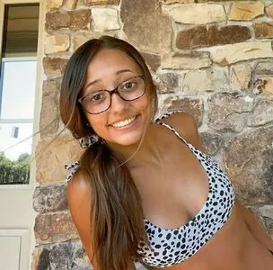 Alexis Ryan OnlyFans Leaked Free Thumbnail Picture - #aWScr3ErLS
