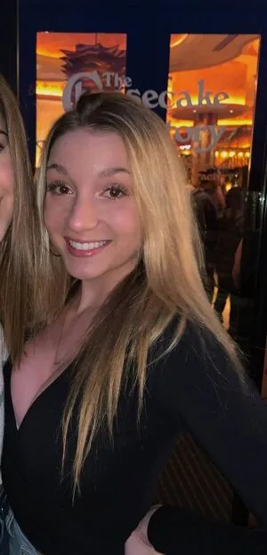 Alexiskhashan OnlyFans Leaked Free Thumbnail Picture - #dGVPDFMoLE