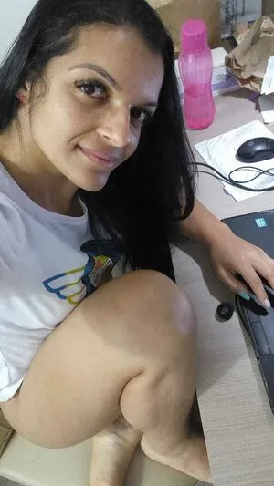 Alguem Conhece Thumbnail Picture