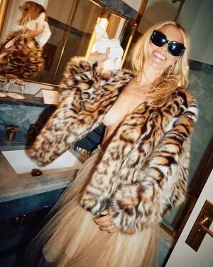Ali Larter Thumbnail Picture