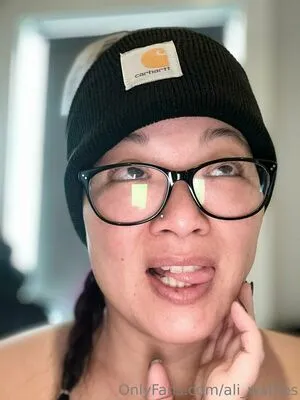 Ali Waffles OnlyFans Leaked Free Thumbnail Picture - #z1S5FCtWs3