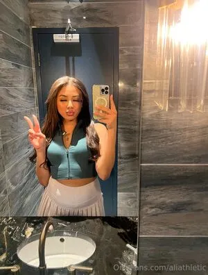 Aliathletic OnlyFans Leaked Free Thumbnail Picture - #f2kHXnnhzK