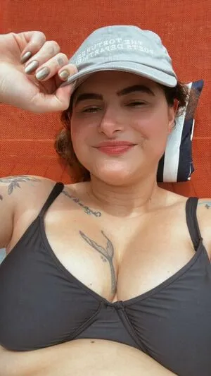 Alice Aquino Thumbnail Picture