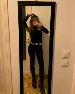 Alice De Bortoli Thumbnail Picture