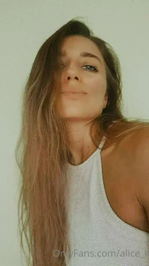 Alice L OnlyFans Leaked Free Thumbnail Picture - #zn6ViLEicf