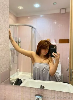 Alicee Foxx OnlyFans Leaked Free Thumbnail Picture - #L81UXHC9wi