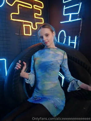 Aliceeeeeeeeeeeeee OnlyFans Leaked Free Thumbnail Picture - #ODNgXSWkyo