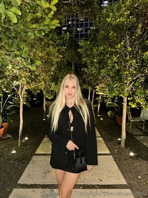 Aliceredlips OnlyFans Leaked Free Thumbnail Picture - #kPn5rf3d7f
