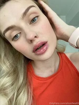 Aliceshea69 Thumbnail Picture