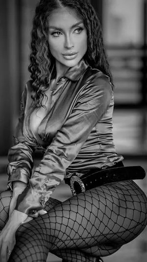 Alicia Drumolin Thumbnail Picture