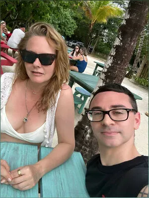 Alicia Silverstone Thumbnail Picture