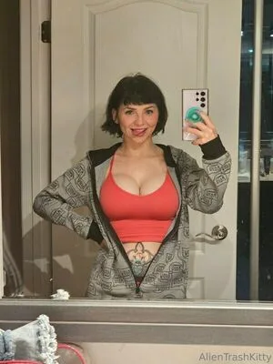 Alientrashkitty OnlyFans Leaked Free Thumbnail Picture - #TxJs0DPYMH