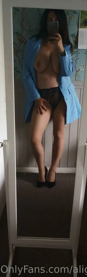 Alig44444 OnlyFans Leaked Free Thumbnail Picture - #JvOrsFIM1C